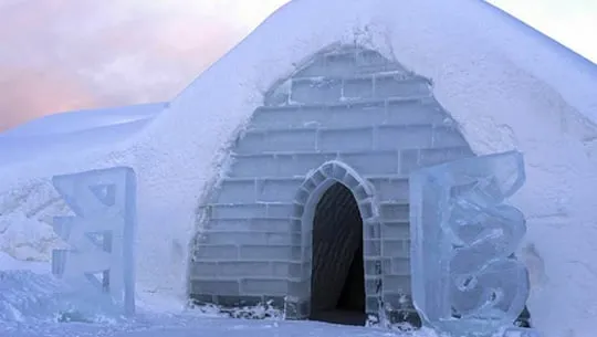 Cửa vào khách sạn Snow Hotel ở Phần Lan