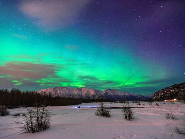 Cực quang tại Fairbanks, Alaska.