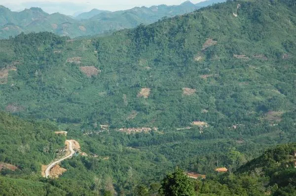 Cung đường Trường Sơn Đông. Ảnh: 붸엑
