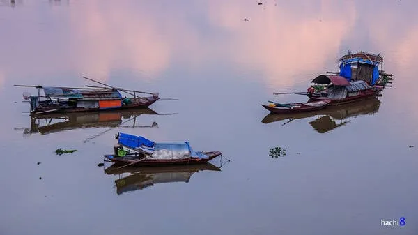 Cuộc sống người dân dưới chân cầu Long Biên