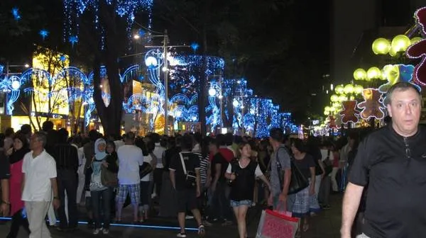 Đại lộ Orchard Road sầm uất