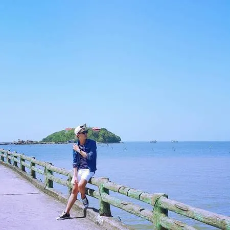 Đảo Đá Bạc