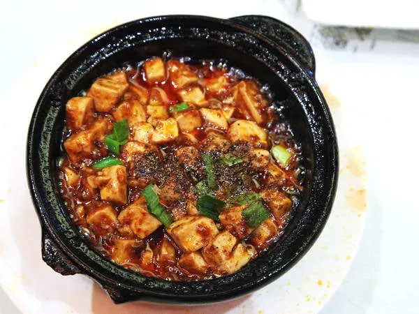 Đậu hũ Tứ Xuyên (Mapo Tofu) - món ăn cay nổi tiếng