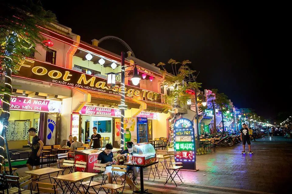 Dãy Kiosk Phố Cổ - Không gian mua sắm và ẩm thực đặc sắc