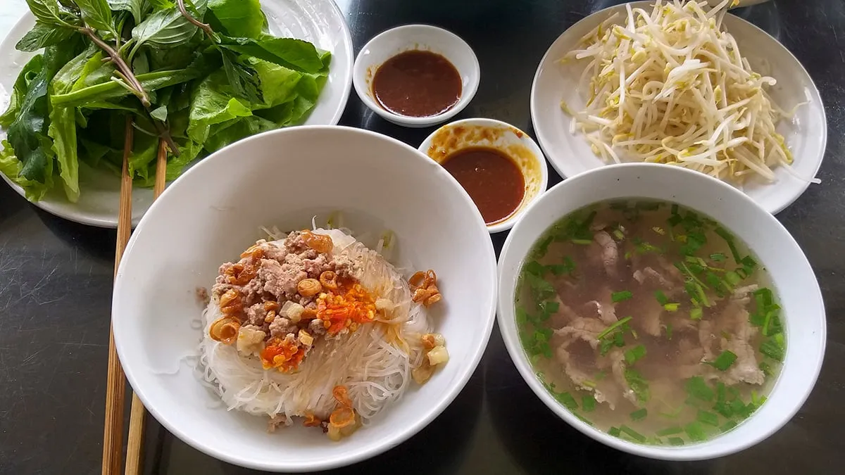 den-pho-nui-pleiku-an-pho-kho-gia-lai-02