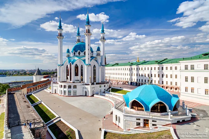 Điện Kremlin Kazan với kiến trúc cổ kính
