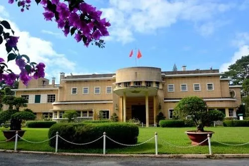 Dinh III - Đà Lạt, Lâm Đồng: Dinh thự trang nhã giữa rừng thông, gắn liền với vườn Thượng Uyển và rừng Ái Ân. Ảnh: Tiến Hùng.