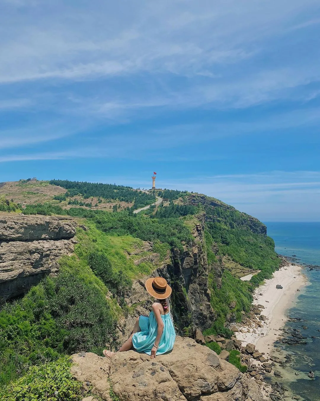 Đỉnh núi Thới Lới
