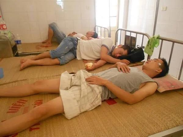 Du khách ngộ độc thực phẩm tại khách sạn Cao Nguyễn được cấp cứu