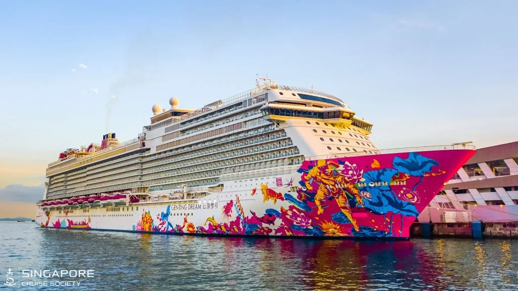Du thuyền Genting Dream
