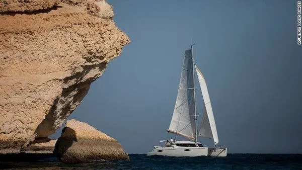 Du thuyền trên biển Oman