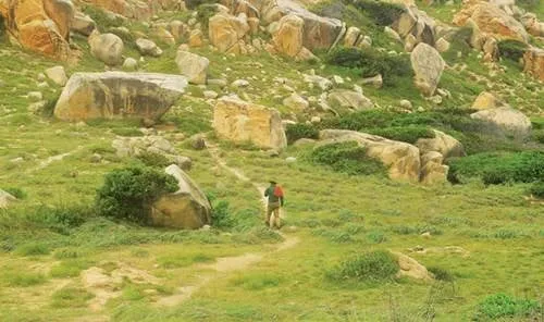 Đường đi hiểm trở đến Mũi Đôi