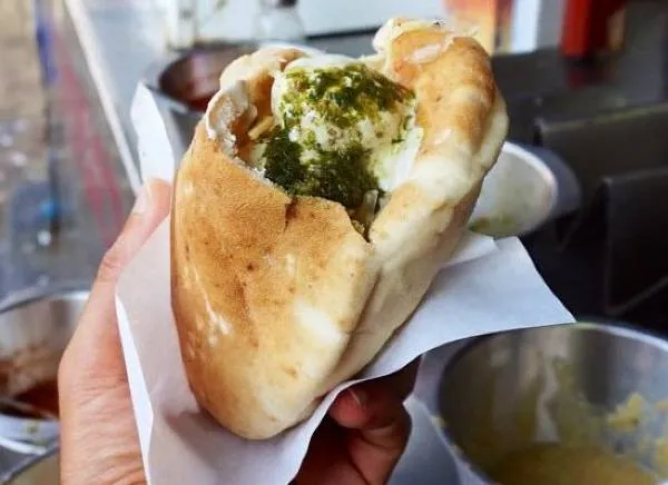 Falafel được coi là món ăn truyền thống của Israel