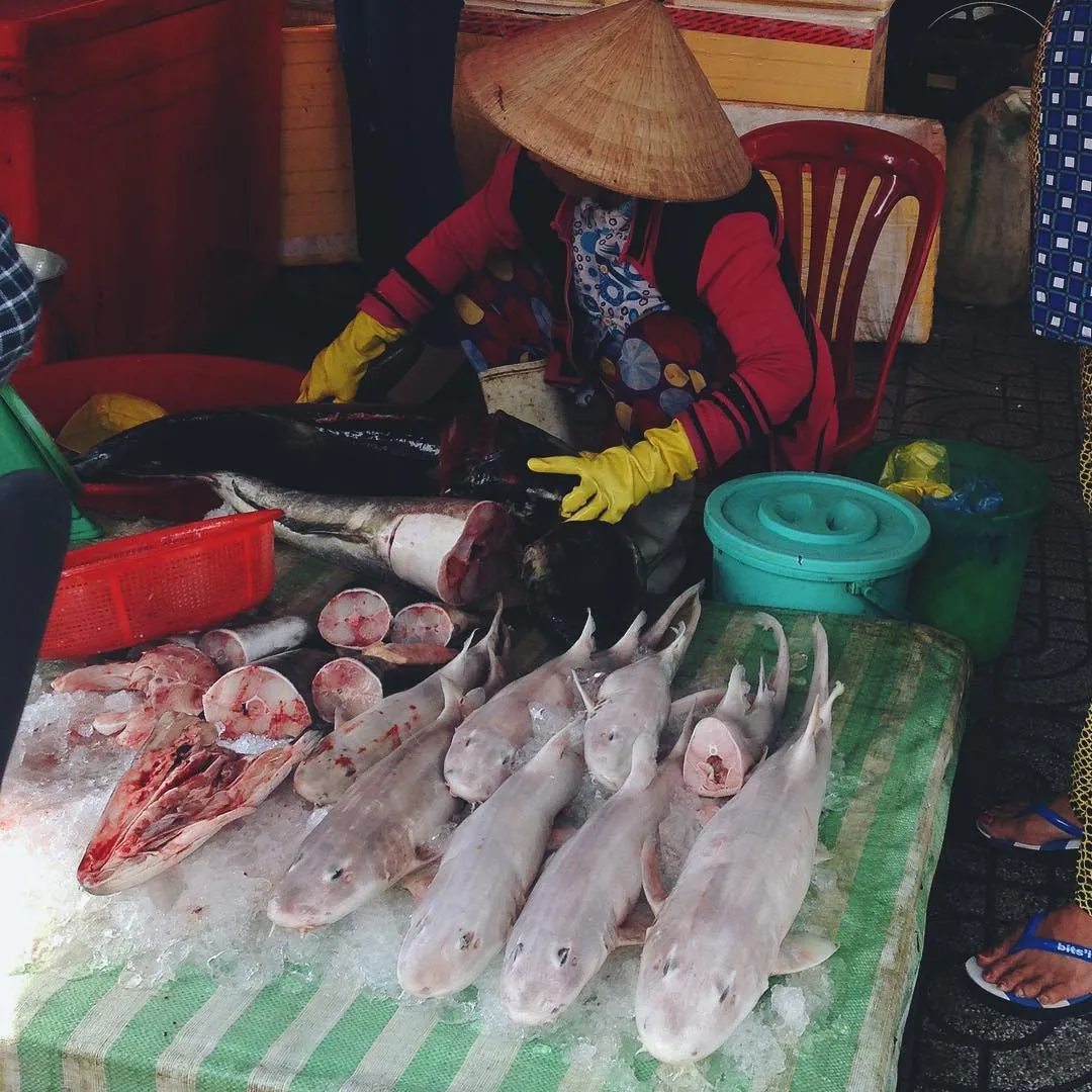 Ghẹ tươi sống tại chợ Dương Đông