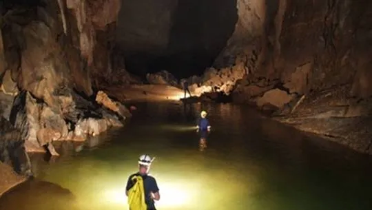 Hang Khe Ri, Phong Nha, Kẻ Bàng