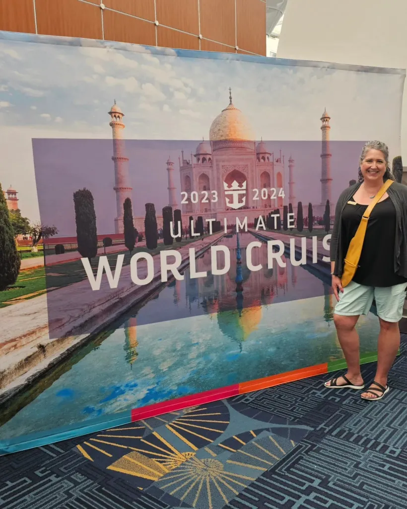 Hành trình Ultimate World Cruise