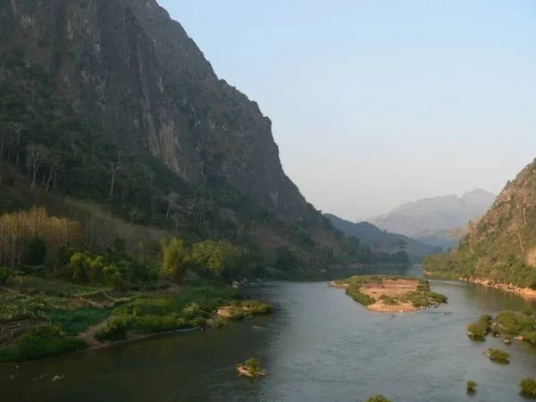 Hẻm núi Nam Ou, Lào