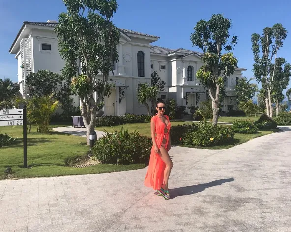 Hồ bơi Vinpearl Nha Trang Long Beach