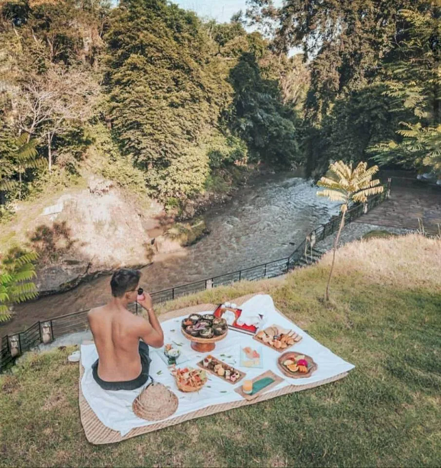 Hồ bơi vô cực tại Sthala, Ubud Bali
