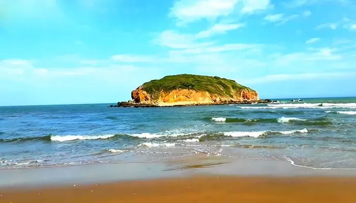 Hoàng hôn trên biển Hòn Rùa