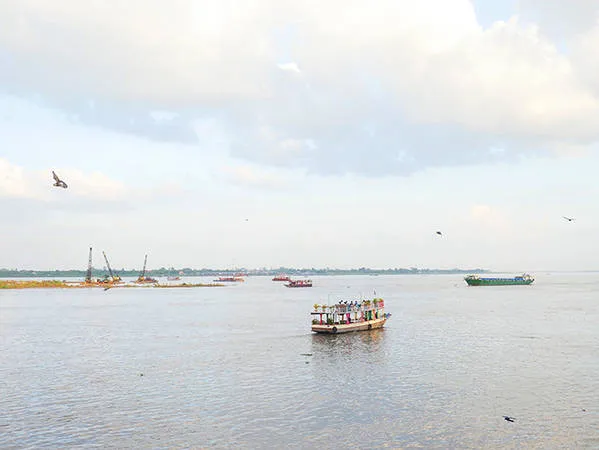 Hoàng hôn trên sông Mekong