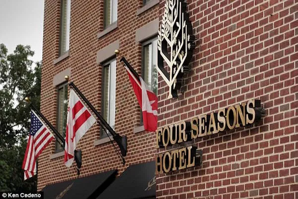 Khách sạn Four Seasons tại Washington D.C., nơi Vua Salman đã thuê toàn bộ trong chuyến thăm Mỹ năm 2015.