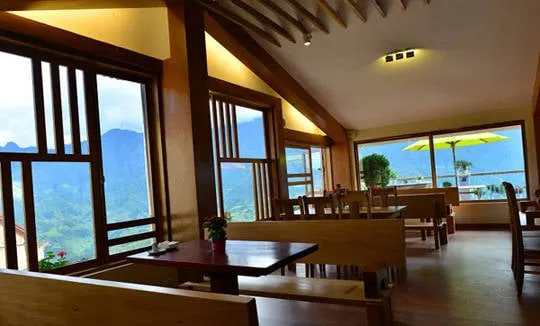 Khách sạn Sunny Mountain Sapa