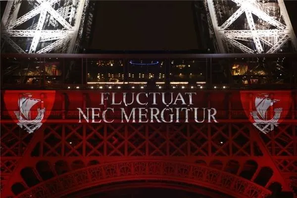 Khẩu hiệu của Paris