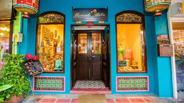 Không gian bên trong một ngôi nhà Peranakan truyền thống