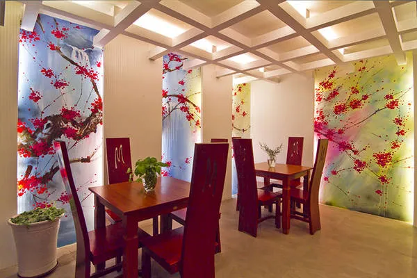 Không gian nhà hàng tại Khách sạn Giai Điệu