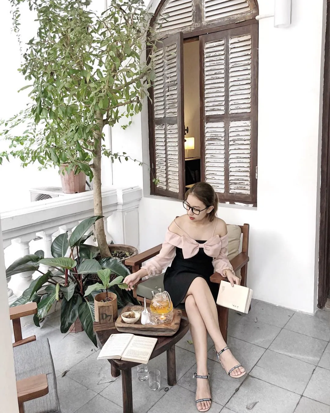 Không gian sân vườn tại De.Tầm Cafe