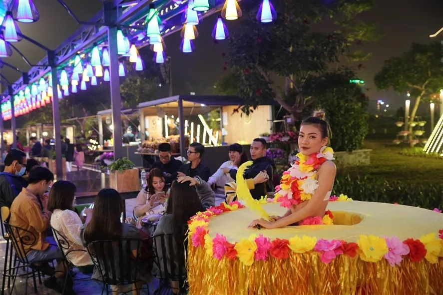 Khu ẩm thực Sun Carnival