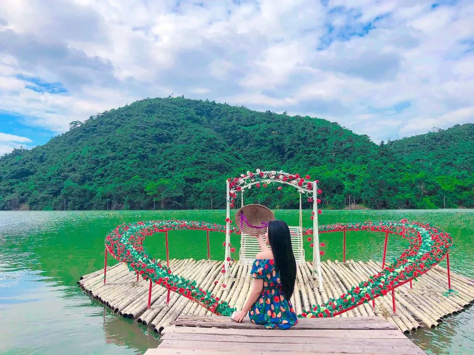 Khu du lịch Galina Lake View