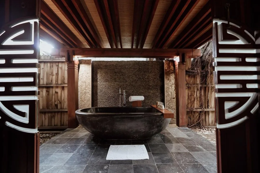 Khu vực hồ bơi tại An Lâm Retreats Saigon River