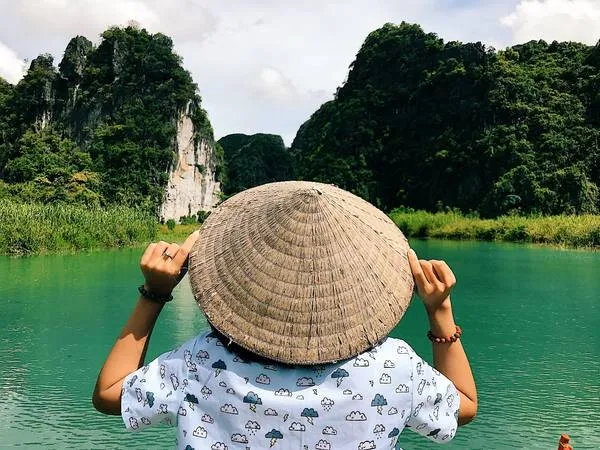 Khung cảnh nên thơ tại Tràng An