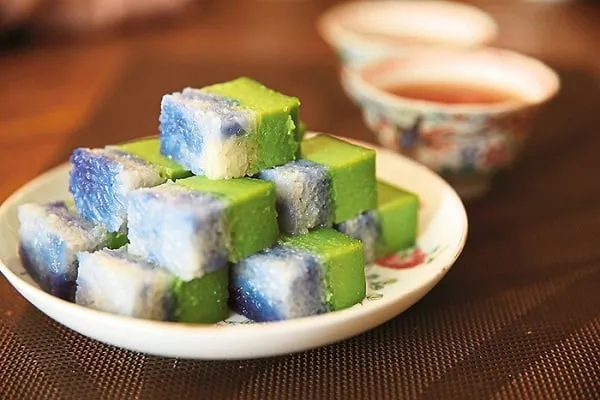 Kuih - bánh ngọt truyền thống Malaysia