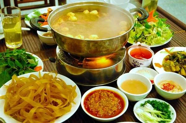 Lẩu cua đồng Hải Phòng - Món ngon ấm lòng