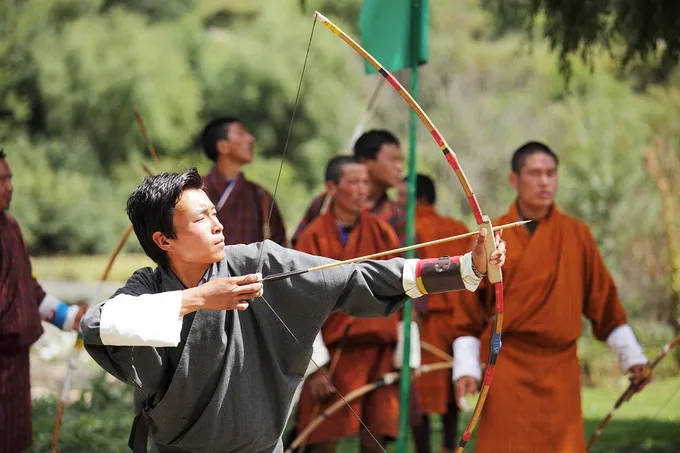 Lễ cầu nguyện tại chùa Draphu Choling Gonpa. Ảnh: Shutterstock/PI.