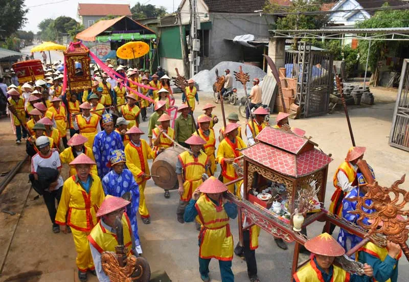 Lễ hội đền Bạch Mã