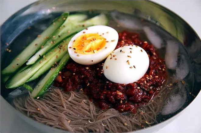 Mì lạnh Naengmyeon