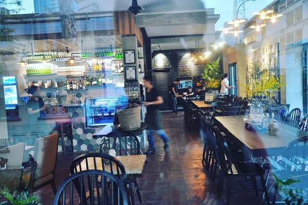 Món ăn tại Quán Bụi Bistro