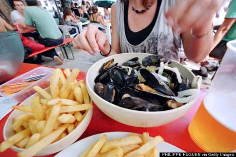 Món Moules Frites Bỉ