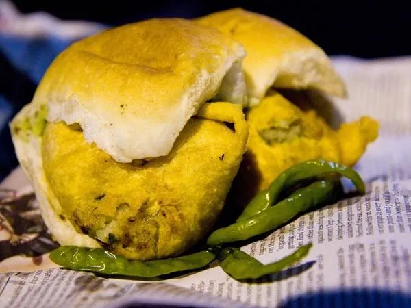 Món Vada Pav ở Ấn Độ