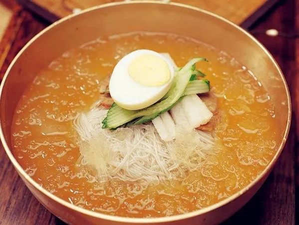 Naengmyeon - mì lạnh giải nhiệt mùa hè