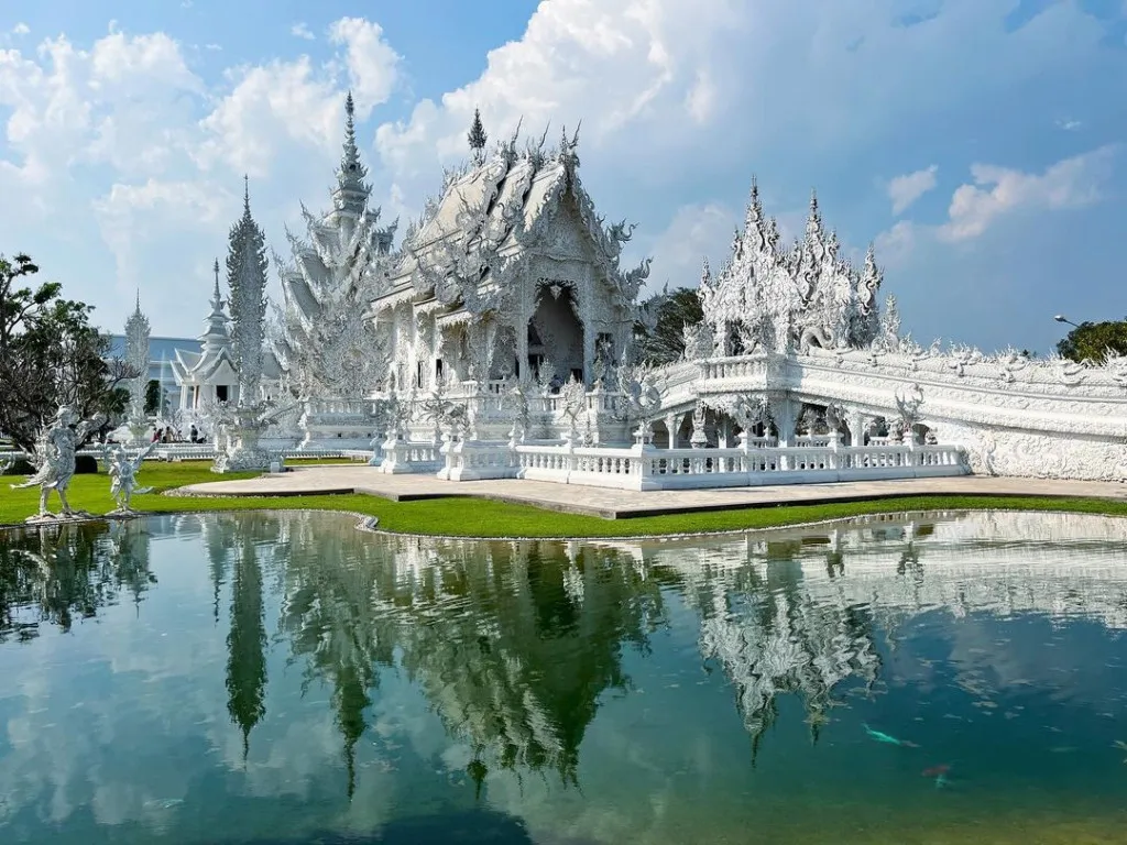 Nhà Đen Baandam Museum