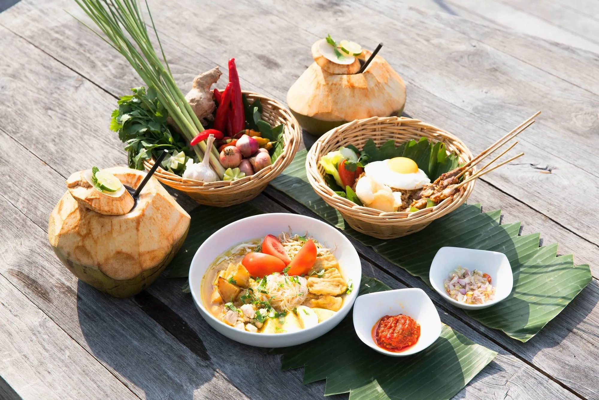 Nhà hàng Agung với tầm nhìn ra khu vườn