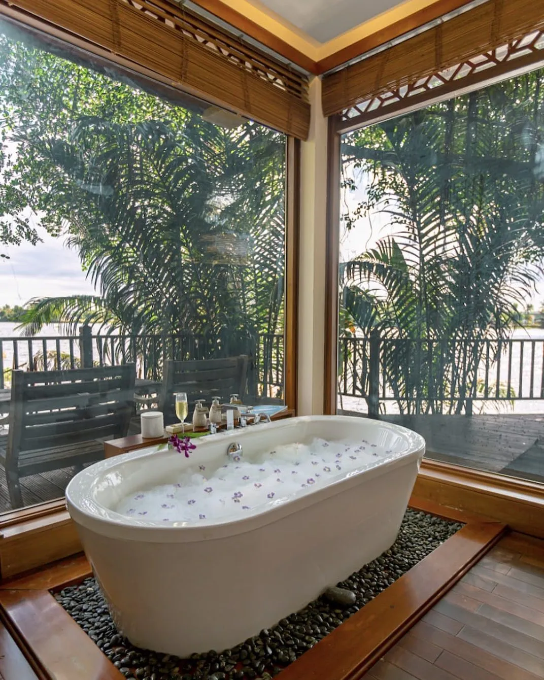 Nhà hàng tại An Lâm Retreats Saigon River
