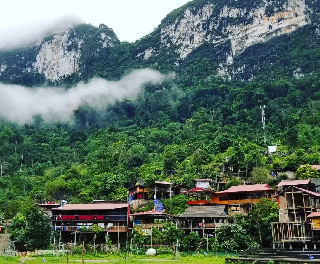 Nhà sàn ở Bản Pác Ngòi
