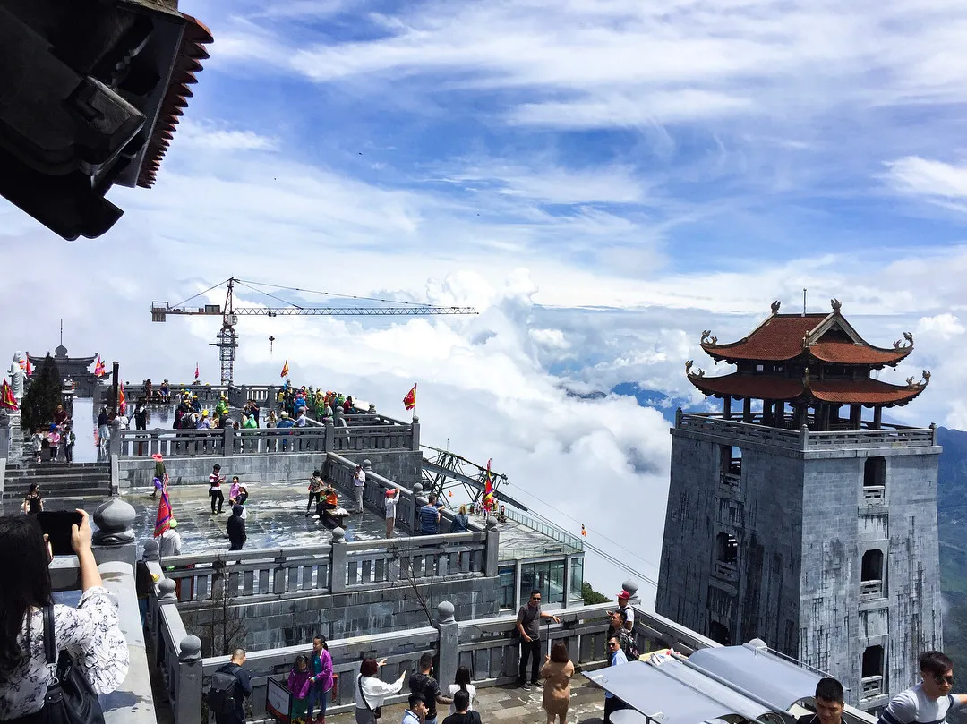 Nhà thờ đá Sapa cổ kính