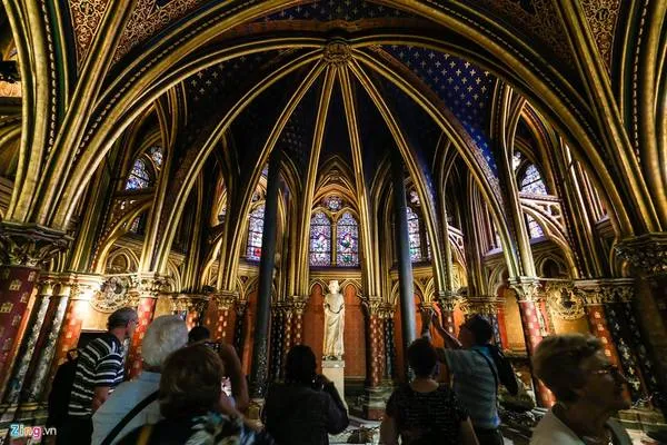 Nhà thờ Sainte Chapelle sau trùng tu
